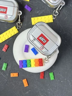 ایرپاد LEGO همراه با آویز